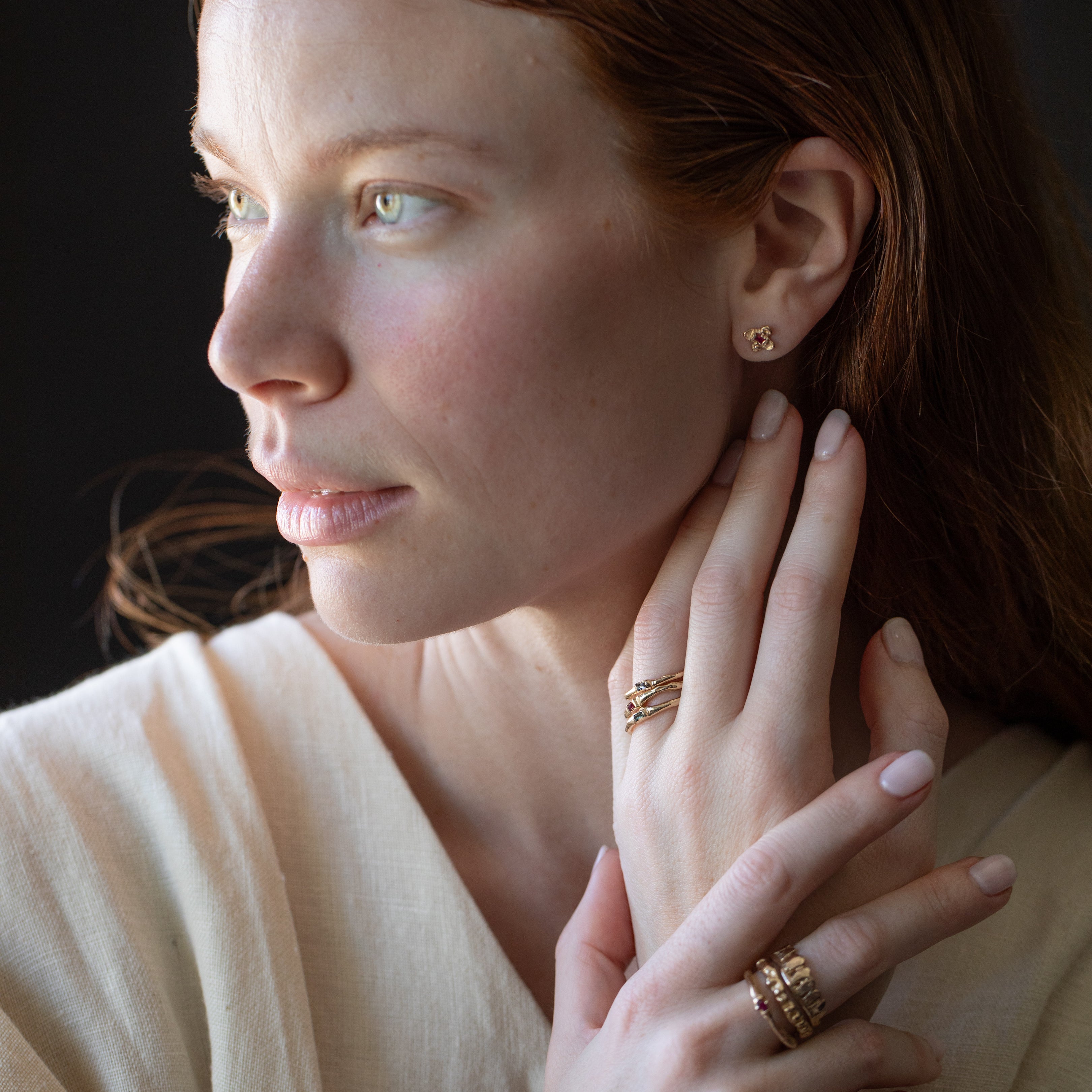 Artisan-Crafted IDUN Earrings in Recycled Platinum with Emerald Accents