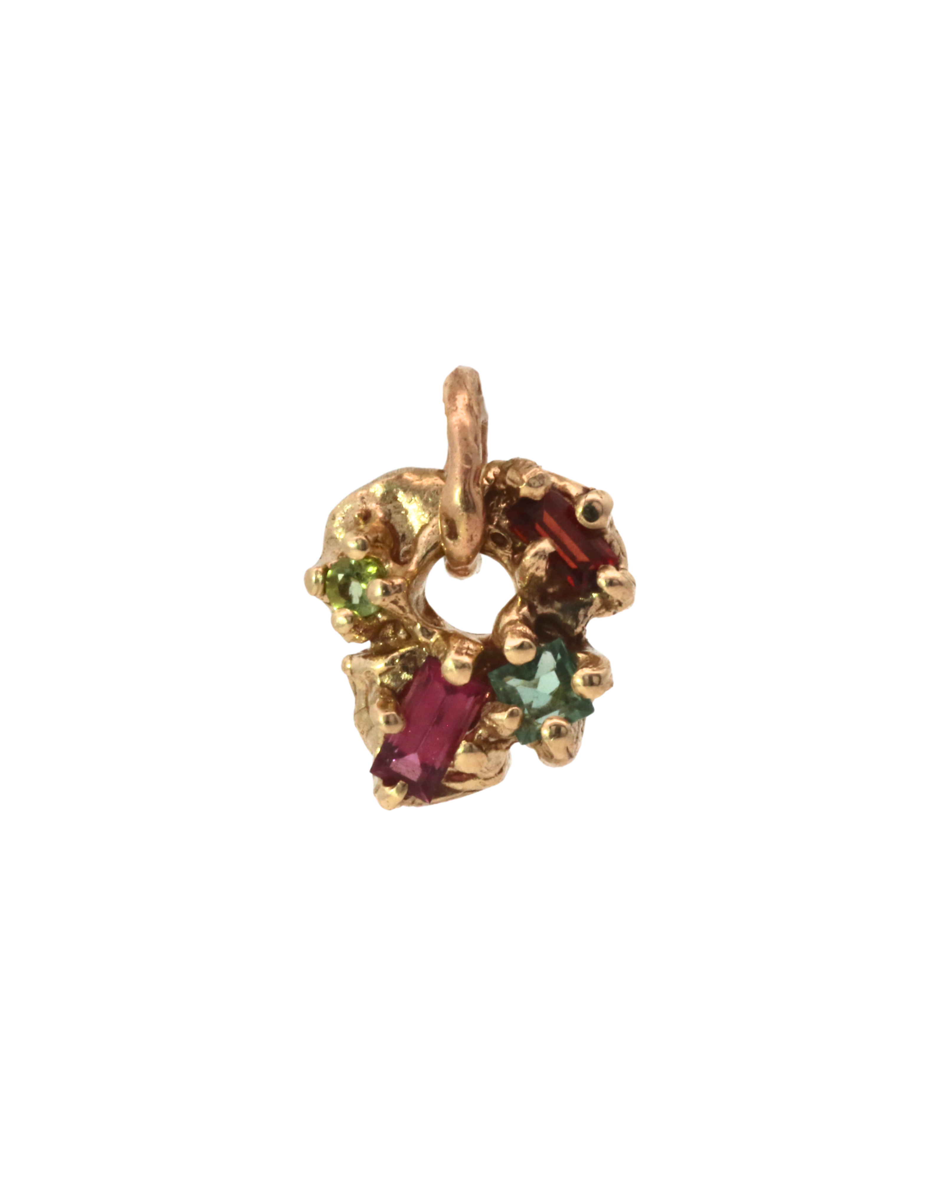 HIBI FÊTE Charm detail view, 14K Fairmined gold