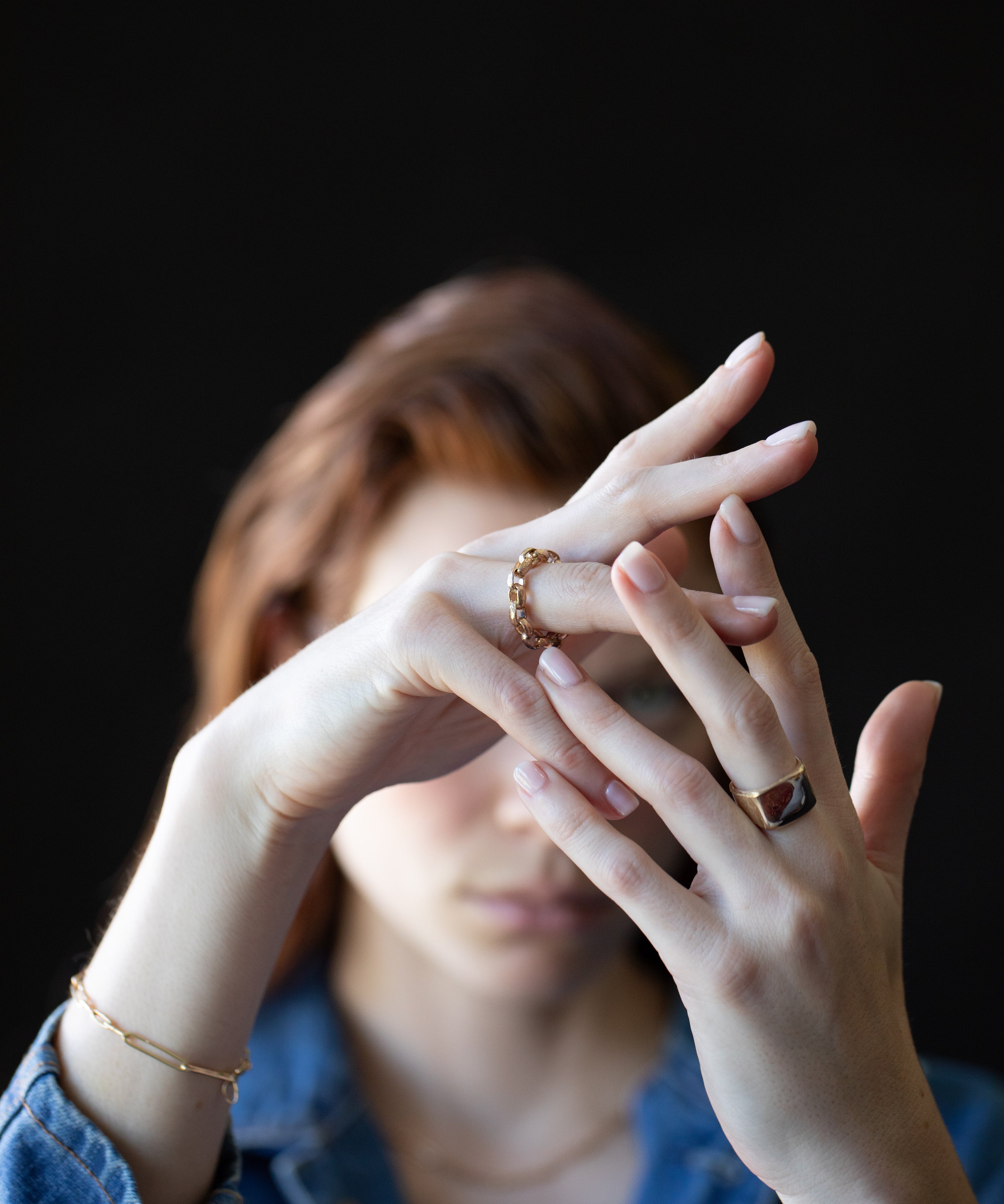 ROI Chain Link Ring worn on hand, sculptural lost wax cast detail