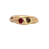 WILDER II Ring worn on hand, 14K Fairmined gold