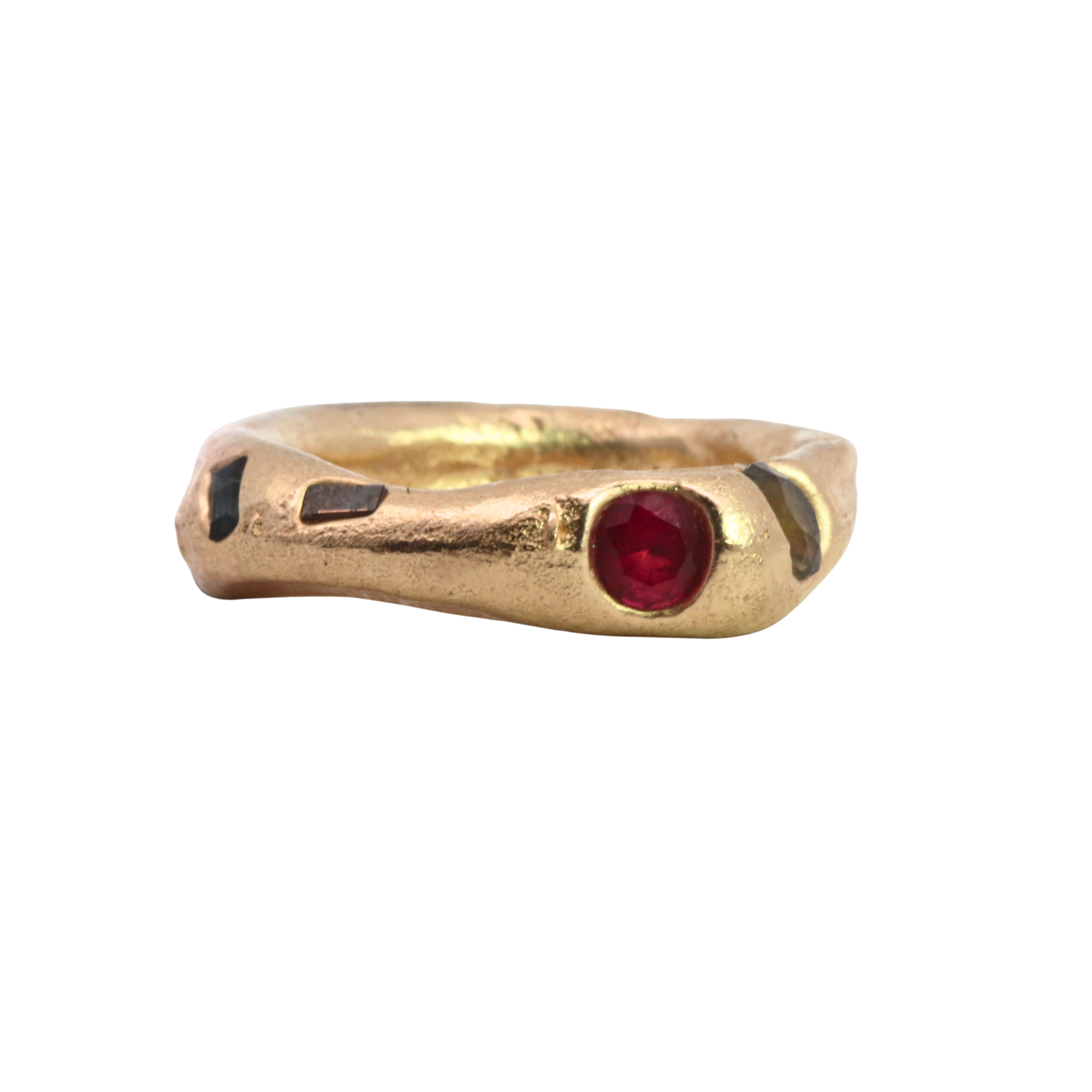 WILDER II Ring in 14K Fairmined gold with sapphires and ruby, sand cast