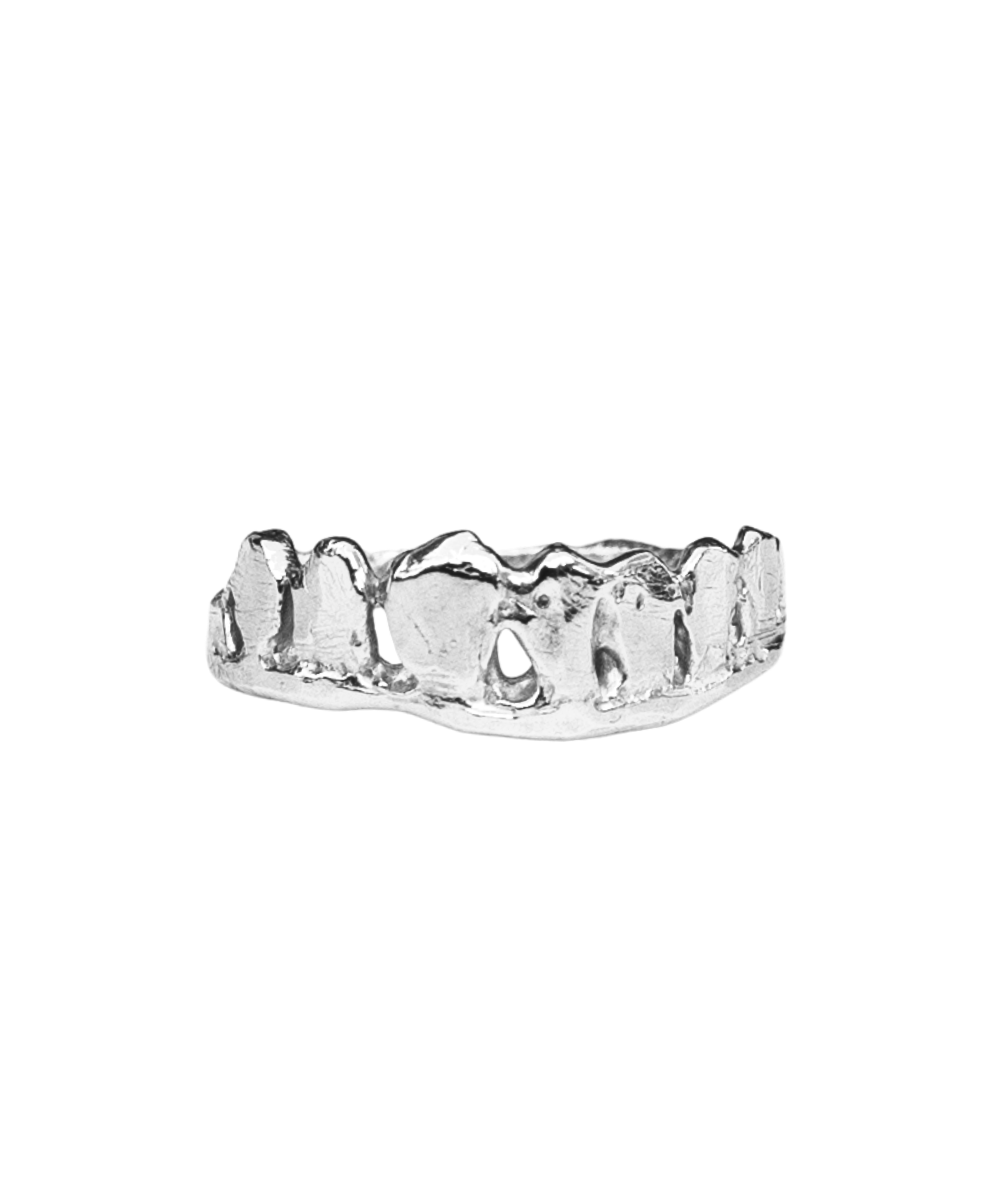 DORTE Crown Stacker Ring in recycled sterling silver, hand-carved