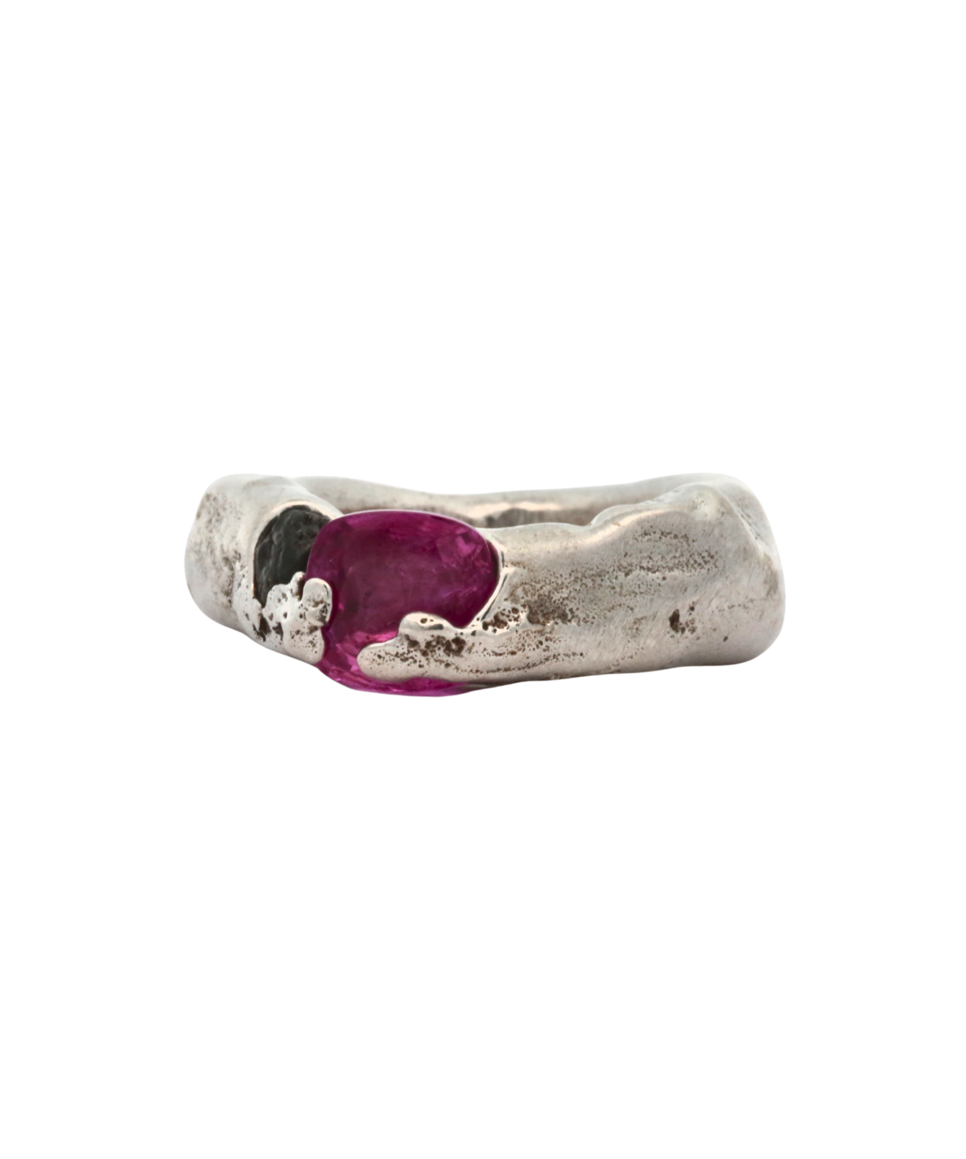 WILDER Ring worn on hand, recycled sterling silver